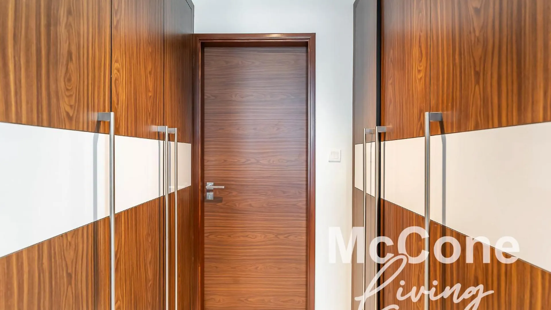 Scenic City View 1Br With Balcony Dubai 0*,  United Arab Emirates