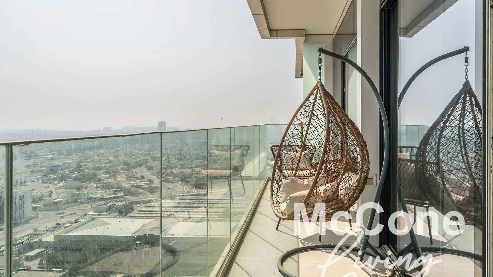 Scenic City View 1Br With Balcony Dubai 0*,