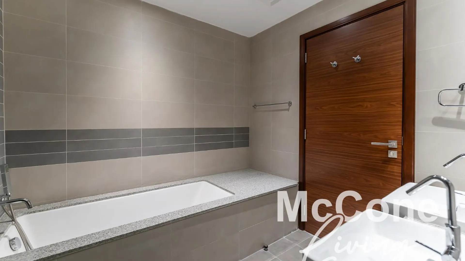 Apartment Scenic City View 1Br With Balcony Dubai United Arab Emirates